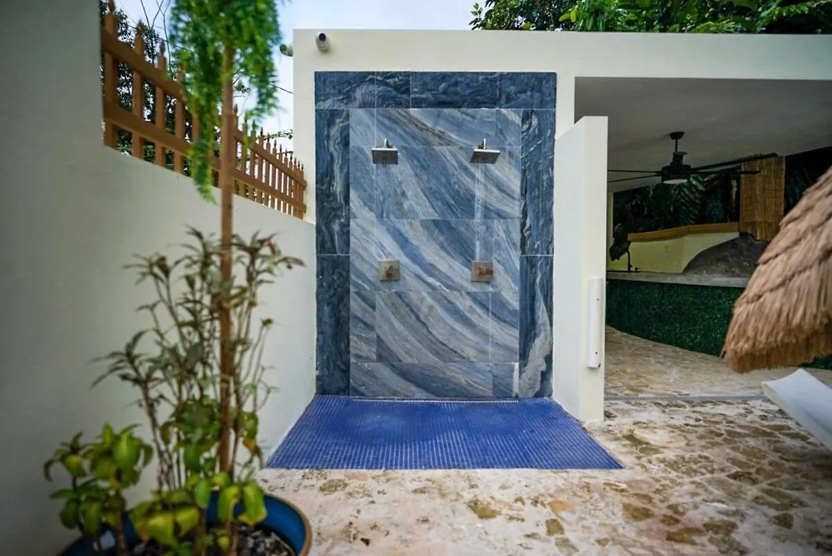 Villa Bali Entire Private Villa 5R 6Br & Pool